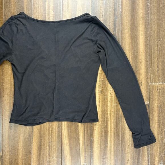 Lulu’s L Black Ruched Middle Long Sleeve Cropped Top V Neck, Soft - Picture 9 of 9